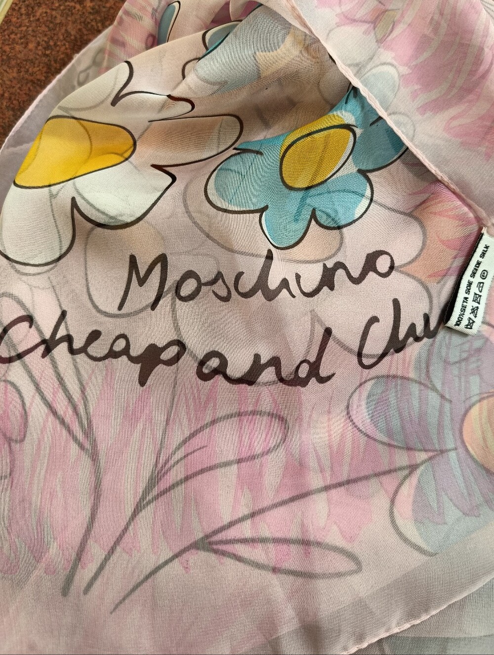 Moschino Cheap and Chic Pink Floral Logo Silk Scarf🌸Vintage 1988 - Picture 6 of 9